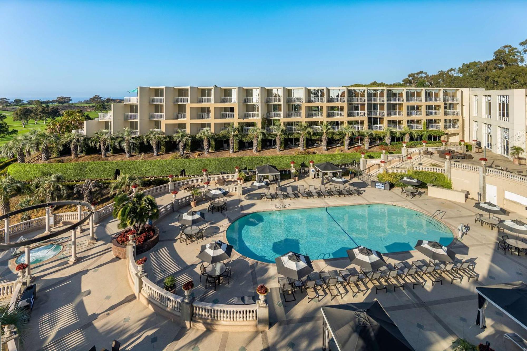 Отель Hilton La Jolla Torrey Pines Сан-Диего Экстерьер фото